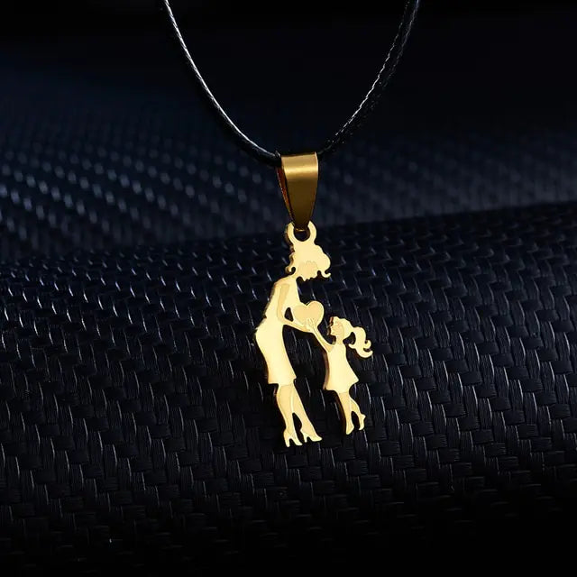 Beloved Mama Pendant Necklace