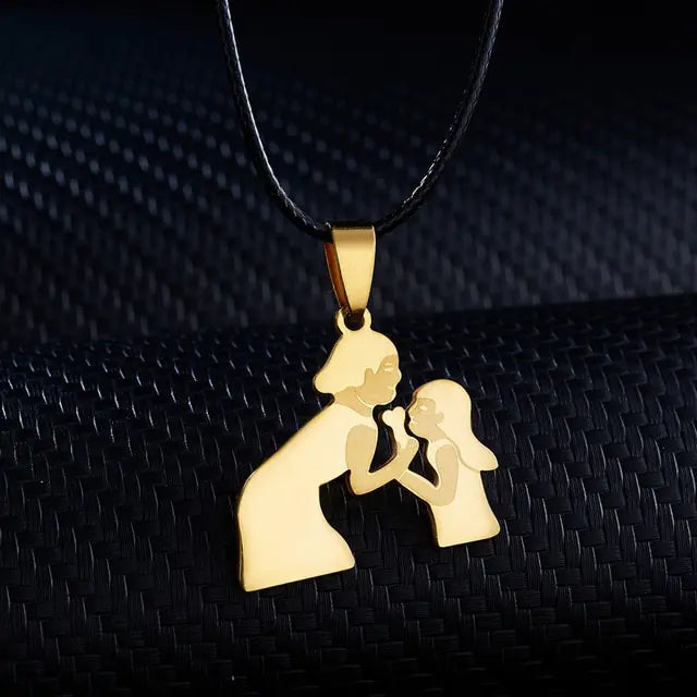 Beloved Mama Pendant Necklace