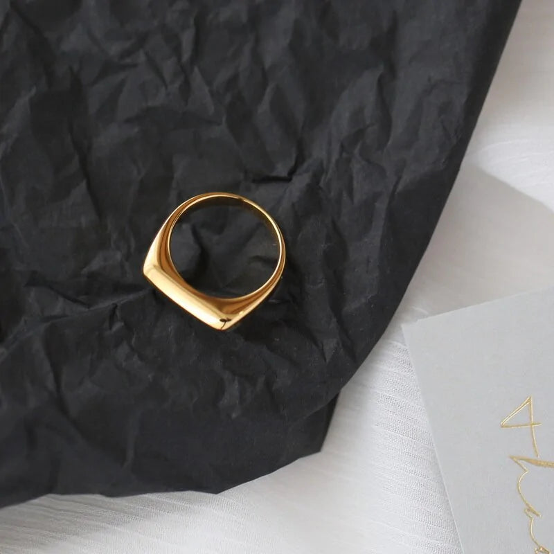 Hot Sell Square Plain Ring: 18K Gold Plated Titanium Stainless Steel Jewelry