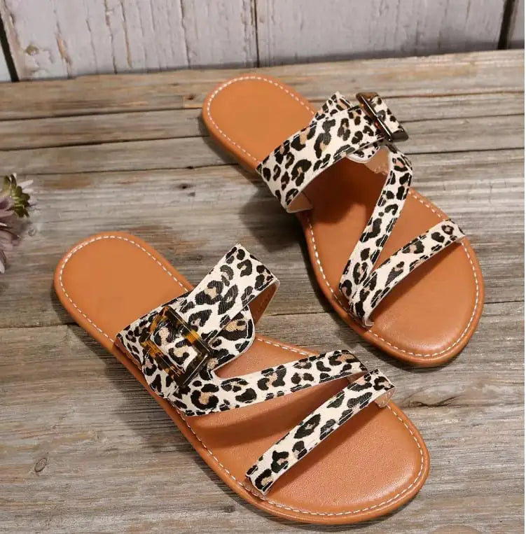 Chic Leopard Summer Flats