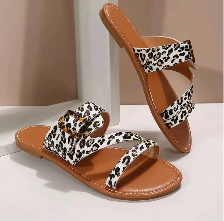 Chic Leopard Summer Flats