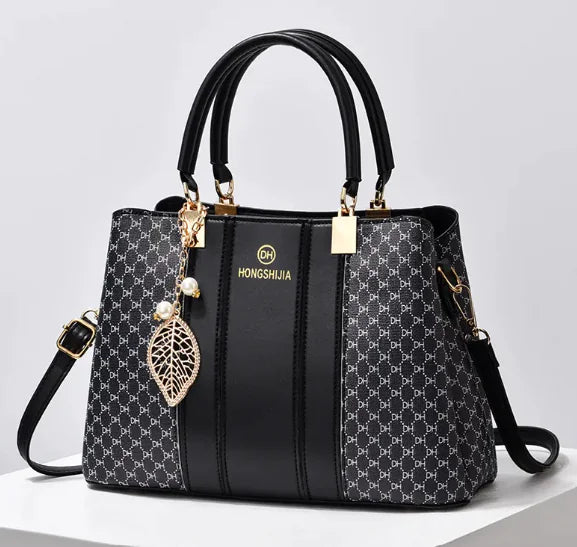 Chic Two-Tone Leather Crossbody Handbag