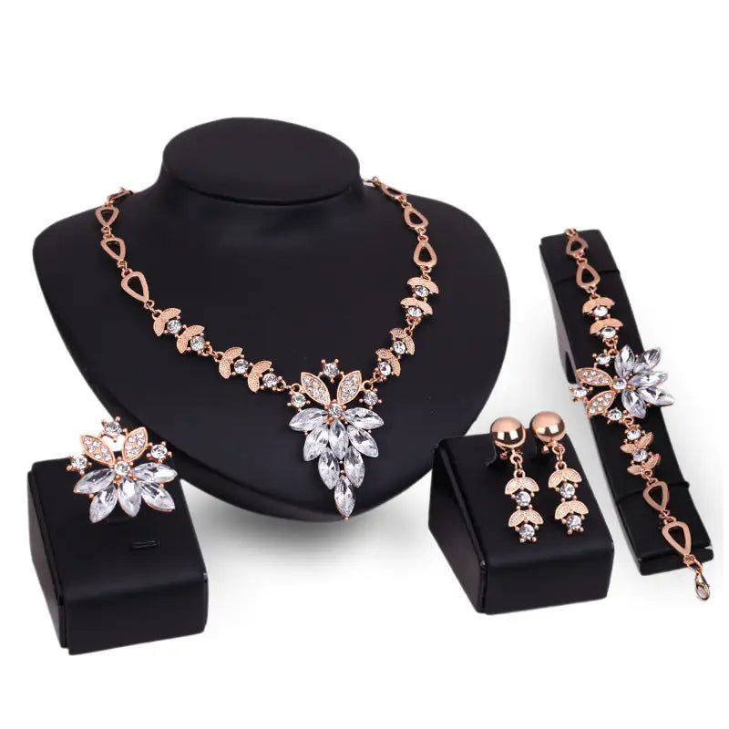 Gold Indian Bridal Jewelry Sets - Mix Style Gold Indian Bridal Jewelry Sets