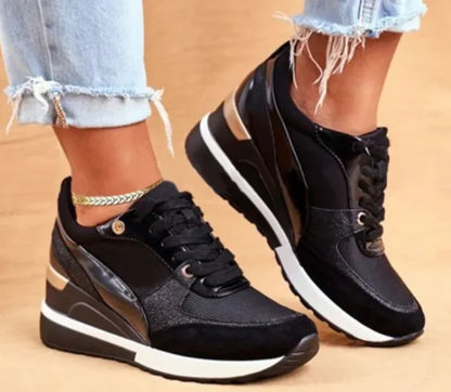 Chic Black ColorMatch Low-Cut Women's Sneakers
