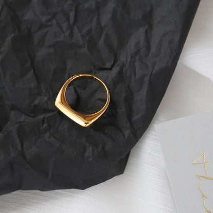 Hot Sell Square Plain Ring: 18K Gold Plated Titanium Stainless Steel Jewelry